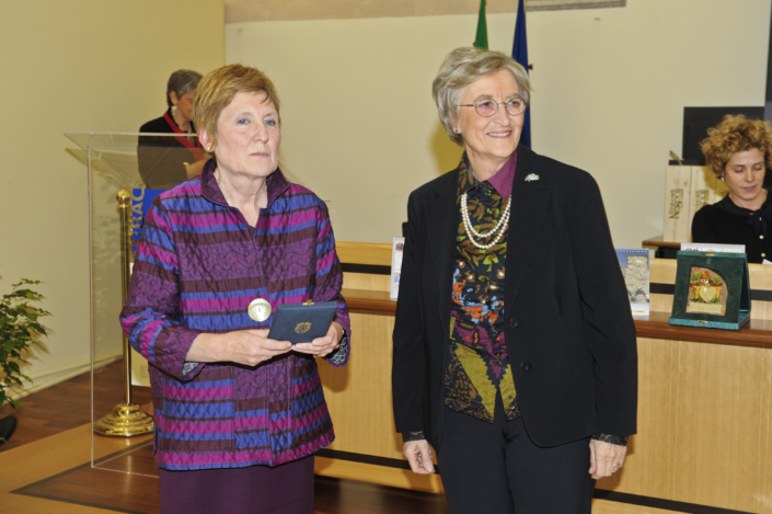 Viviana P. Di Capua e la Prof.sa Bartorelli