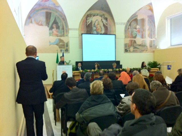 Filippo Nanni di Rai 3 introduce il premio alla Procura di Santa Maria Capua Vetere